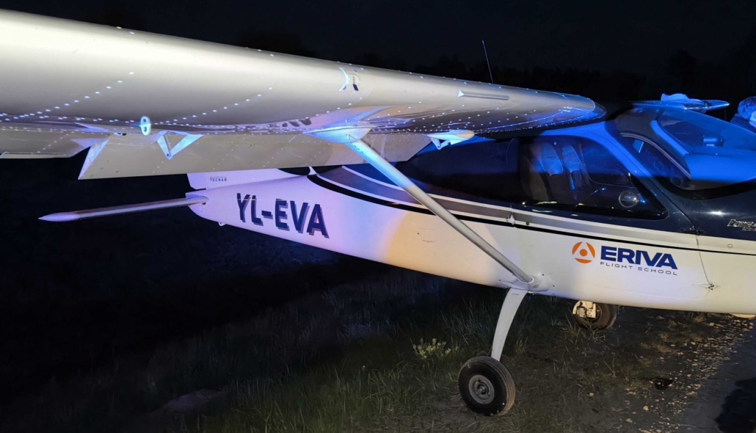 Nosēšanos uz autoceļa A1 